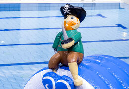 Pirate run obstacle course in a unique design with funny 3D objects and no less than 2 slides for both young and old. Buy inflatable pool obstacle courses online now at JB Inflatables America