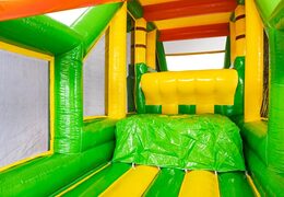 Jumping area in inflatable modular obstacle course