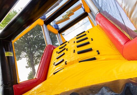 Order mega assault course with voltage theme